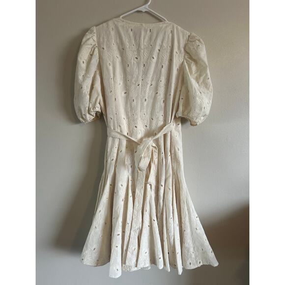 Ivy City Co Cream Floral Eyelet Wrap Dress Size Small - Picture 5 of 10